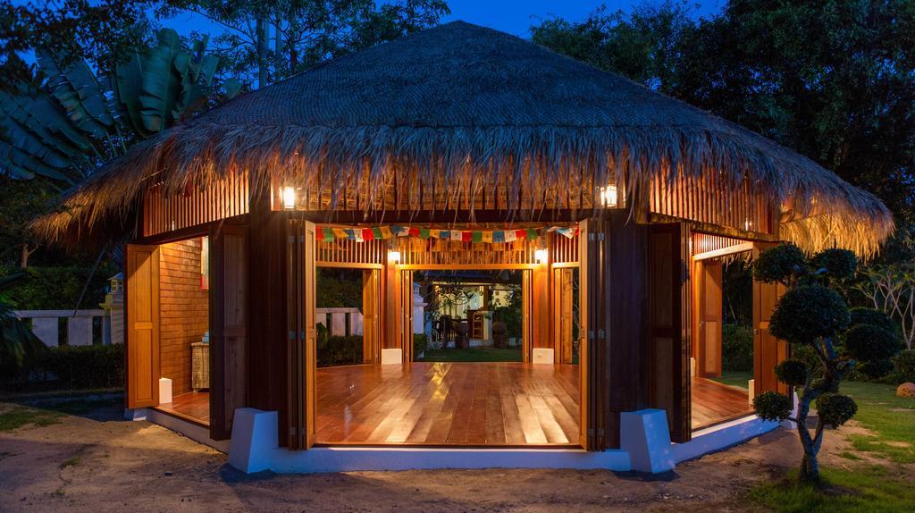 Easy Time Resort Laem Sai Beach Exterior foto
